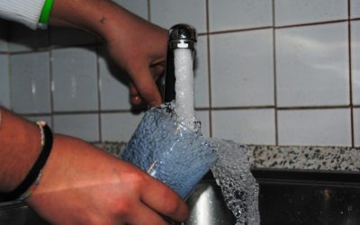Ogni italiano ne consuma 220 litri al giorno: la Giornata mondiale dell’acqua